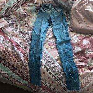 Long blue gymshark leggings